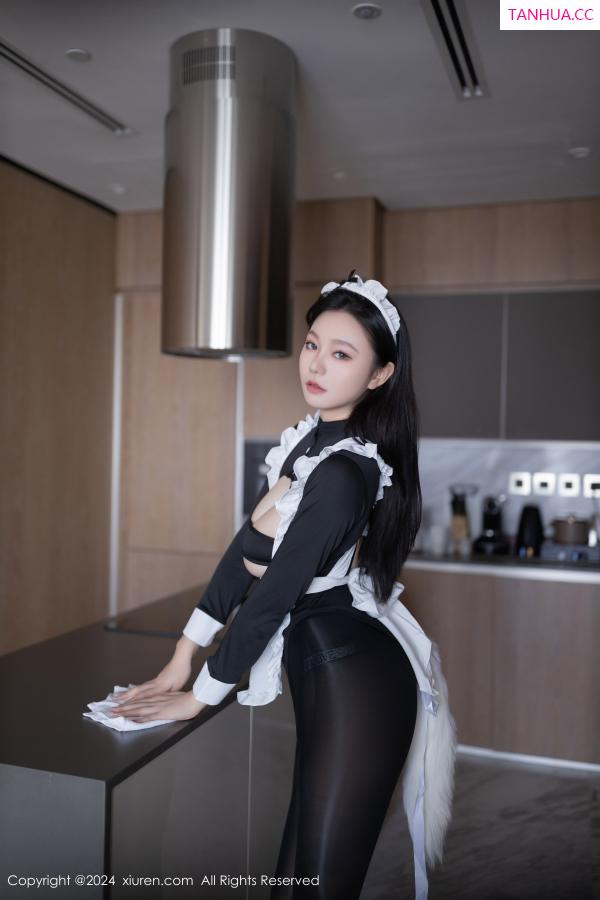 安然Maleah  [XiuRen]高清写真图 2024.06.18 No.8720 安然anran 黑丝美腿第2张图片